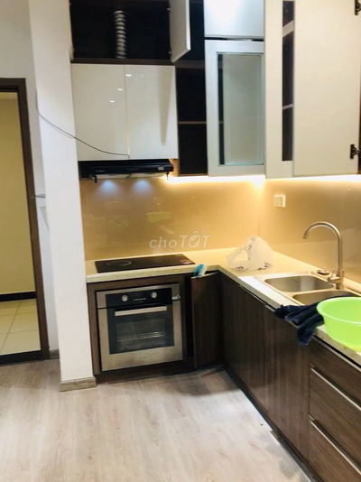 CHO THUÊ CĂN HỘ 2PN2WC FULL NỘI THẤT 13tr - nhà đẹp . LH PKD THUY ANH