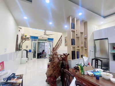 BÁN NHÀ  62M² CÁCH MẶT TIỀN 20M 
PHƯỚC LONG B TP THỦ ĐỨC NHỈNH 5 TỶ