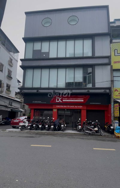 Chỉ 17 tỷ mua ngay tòa nhà ngang 11M góc 2 MT Q10 đang có HĐT 55tr