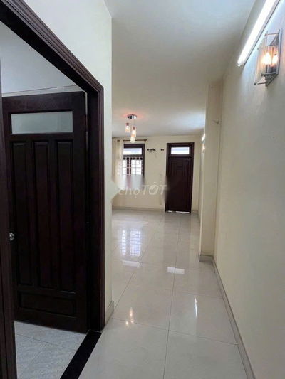 Cho Thuê Nhà Đường Đinh Bộ Lĩnh, Bình Thạnh ( CHO LÀM CHDV - CẢI TẠO )