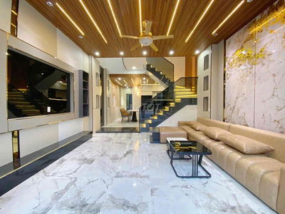 Cần bán nhà 3 mê, MT đường 7m5 NGUYỄN QUANG LÂM, Hìa xuân