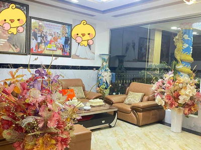 Bán BIỆT THỰ 2 mặt tiền đường 10m5, hướng đông nam mới đẹp