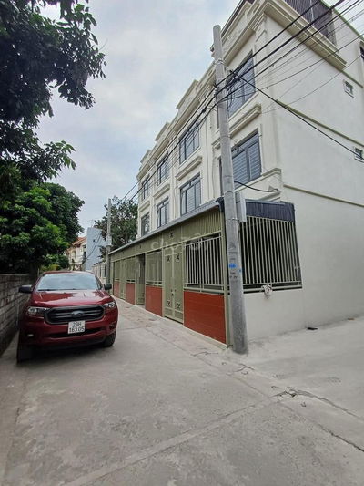 XE TẢI ĐỖ CỬA, NGÕ THÔNG, SÂN RIÊNG -60m2 gần chợ. Giáp Yên Nghĩa