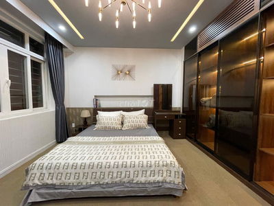 Biệt thự FULL nội thất, mới đẹp, hầm để được 3 xe hơi