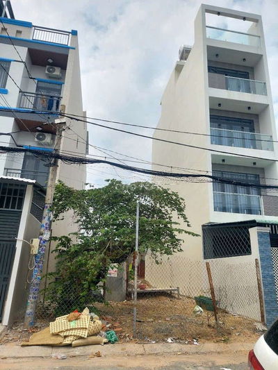 BÁN ĐẤT MẶT TIỀN ẤP ĐÔNG 4. GẦN NGÃ BA BẦU. TỔNG DTSD 270M THỔ CƯ