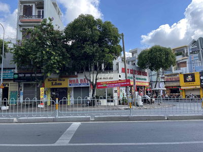 SANG MẶT BẰNG TIỆM NỐI MI - PHUN XĂM TẠI NGÃ 4 NGUYỄN VĂN LƯỢNG GIAO L