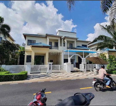 BÁN NHÀ PHỐ SENTURIA ĐƯỜNG VƯỜN LÀI- AN PHÚ ĐÔNG - GIÁ TỐT