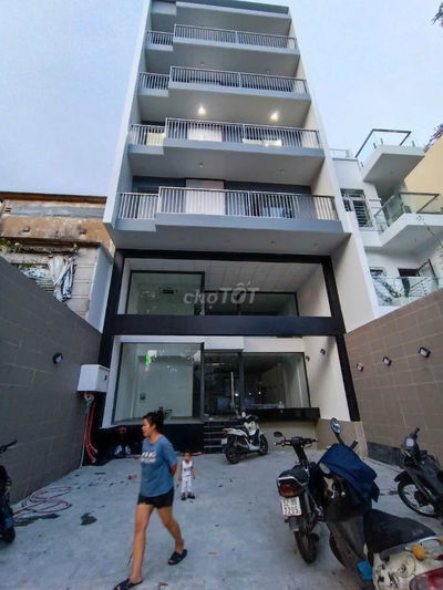 Tòa nhà mới xây  406A Cộng Hòa DT 6m x 26m