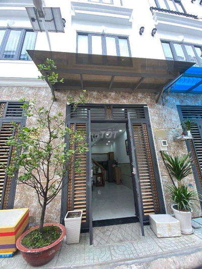 NHÀ BÁN KHU DÂN CƯ GẦN NGÃ TƯ GÒ MÂY TIỆN ÍCH XUNG QUANH NGẬP TRÀN