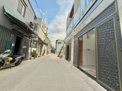 NHÀ MỚI ĐÓN TẾT_ĐƯỜNG 48 _ HBC_  NHÀ ĐẸP 2 TẦNG _ HXH _ SHR _4,2 X 12