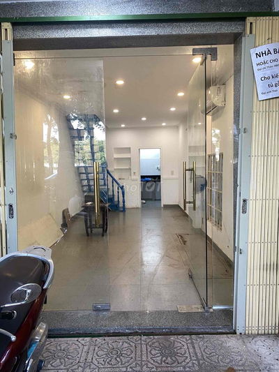 BÁN NHÀ MẶT TIỀN HOÀNG SA