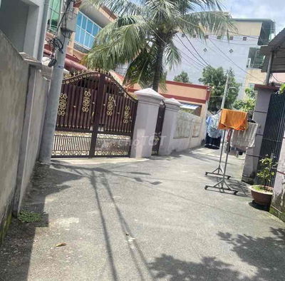 Nhà C4 Bình Trưng Q2, 104 m2, 3 pn , HXH thằng trục,