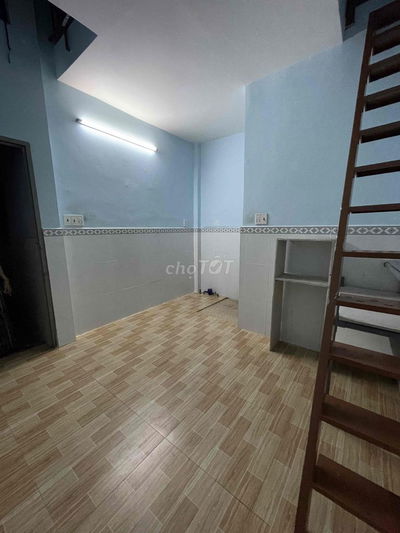 Phòng trọ 30m2 đường Miếu Gò Xoài, Bình Tân