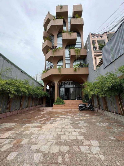 Cho thuê mặt bằng 120m2 kinh doanh mọi ngành nghề ngay Lotte Mart