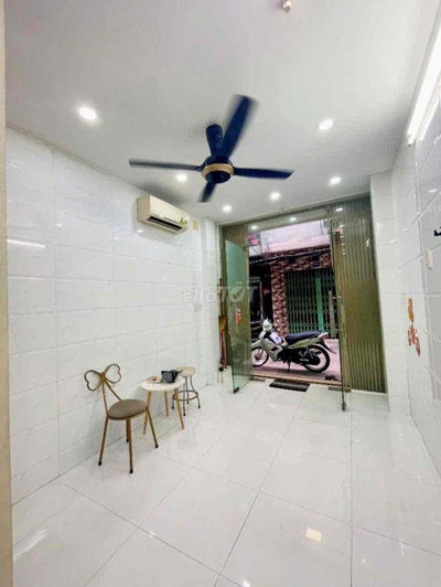 Cho Thuê nhà mới xây giá tốt