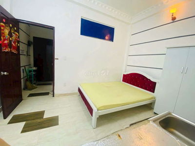 Cc cho thuê phòng chdv Sát giga maill. Đại học luật. Cầu bình lợi