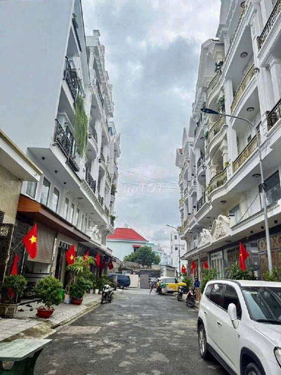 BÁN NHÀ 5 TẦNG KHU PHÂN LÔ ĐỒNG BỘ ĐƯỜNG TRẦN THỊ HÈ PHƯỜNG HIỆPTHÀNH