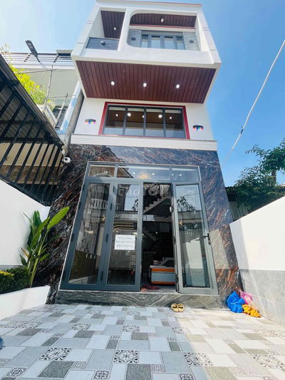 NHÀ SỔ HỒNG RIÊNG DT 71,5m2 Hoàn Công Phường ĐÔNG HOÀ TPHCM