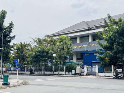 MẶT TIỀN ĐƯỜNG SỐ CÁT LÁI -XL NGANG 8 XD 3 LẦU NHÀ CÓ THANG MÁY.