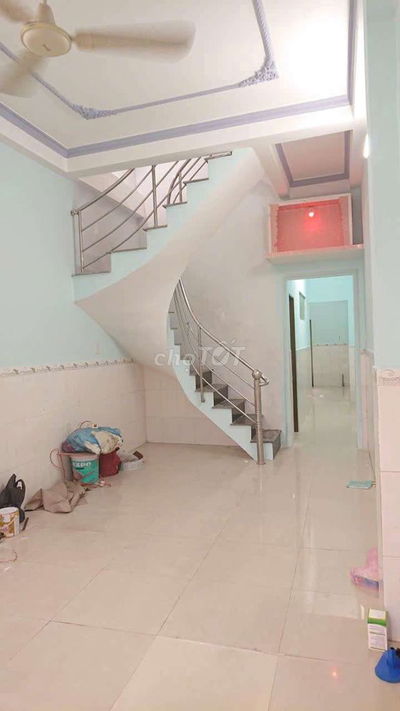 CHO THUÊ NHÀ 2 LẦU DT KHỦNG 3.5 X21 M. P 15 Q8