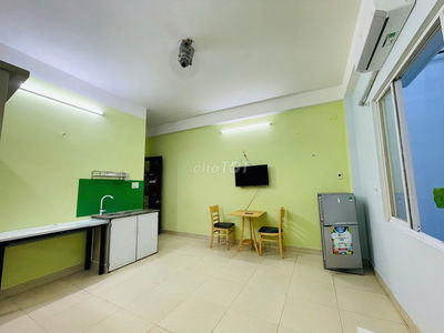 Phòng trọ 22m tách bếp 68/27 Út Tịch, Hoàng Văn Thụ - gần sân bay TSN