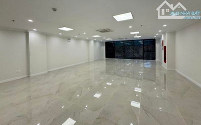 GẤP - CHO THUÊ NHÀ MP TRẦN THÁI TÔNG - 100M2 - 7 TẦNG - 130TR/THÁNG