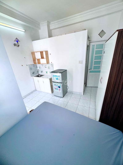 BAN CÔNG-FULL NỘI THẤt-Chân Cầu Phú Mỹ