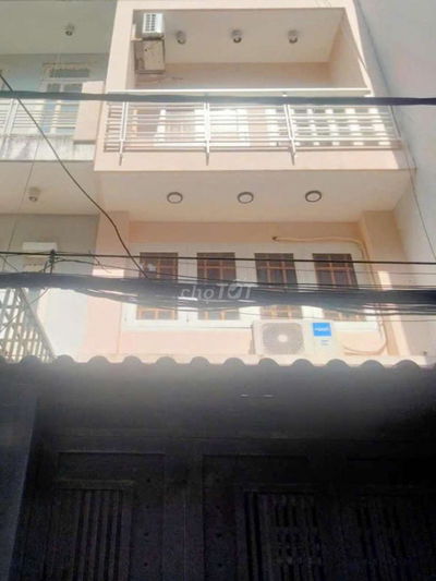 📣  Nhà đường 𝙏𝙃À𝙉𝙃 𝙏𝙃Á𝙄 hẻm 3m sát hẻm xe tải , trung tâm Q10