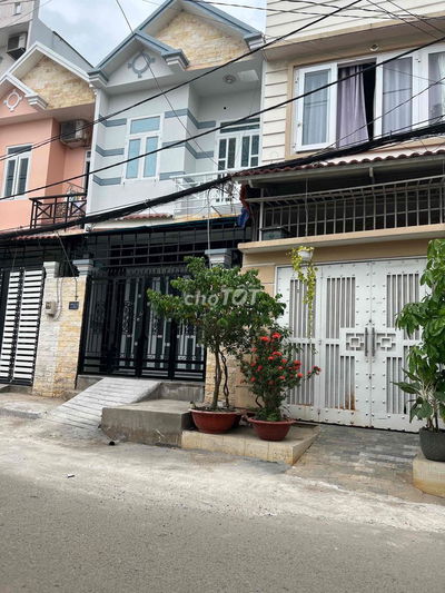 Cho thuê nhà 1 lầu 2pn 48m2 hẻm xh Phước Kiển – nhà bè