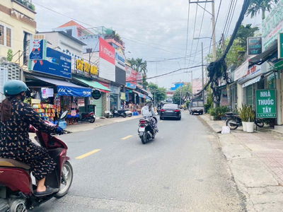 Biệt thự mặt tiền Trương Văn Thành Q9, 225M2 (10 x 22), 4 Tầng Kiên Cố