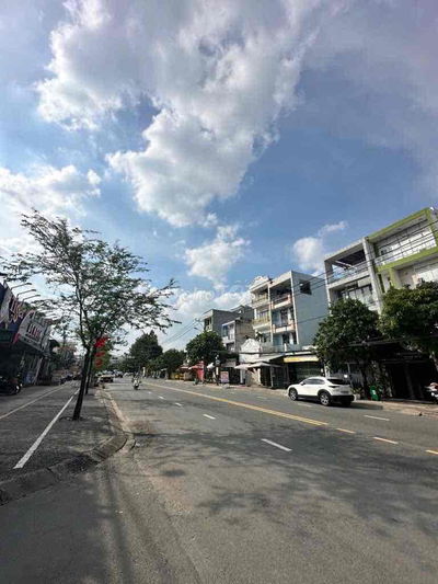 NHÀ 3PN – 3WC – ĐỐI DIỆN VẠN PHÚC CITY – SỔ HỒNG RIÊNG – GIÁ CỰC HỜI