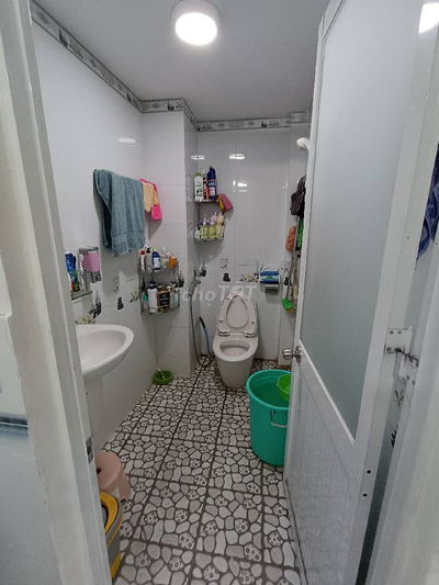 Quận 4 , hẻm 4m đường Đoàn Văn Bơ, 2 tầng, Diện tích 48m2 - 4.x tỷ,