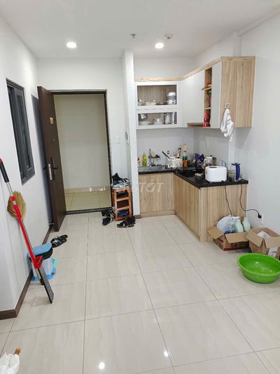 Căn hộ C11.11 Bcons Plaza, 53m2, 2PN, khu dân cư, giá 2,4 tỷ