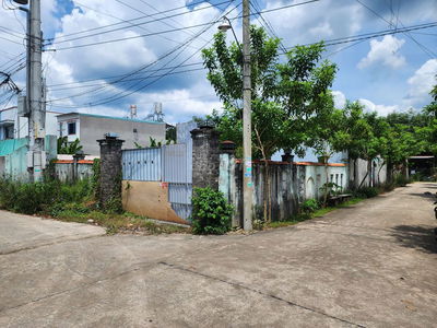 BÁN ĐẤT 2MT, XE HƠI TỚI ĐẤT, GIÁ THỎA THUẬN