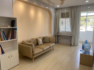 Cần bán căn hộ chung cư 109 Nguyễn Biểu, 2PN, nhà mới, ở ngay