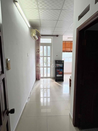 Mới- phòng 30m2 - ban công - ngay vinhomes central park