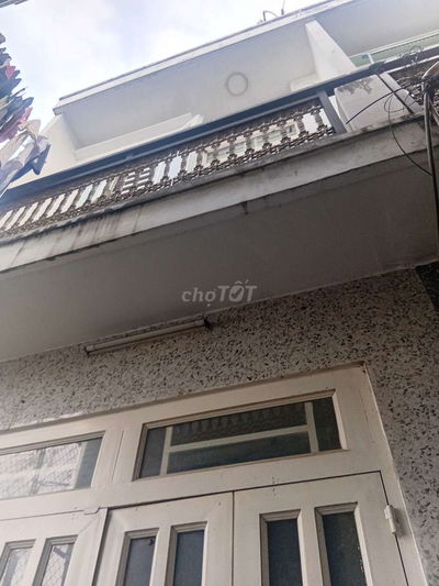 Bán căn nhà ngay trung tâm Hiệp Thành- Quận 12.chỉ 630tr