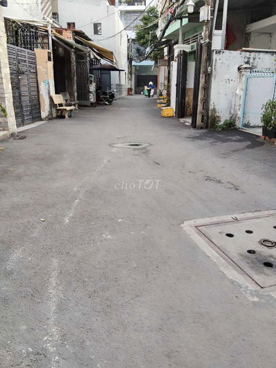 MÌNH BÁN NHÀ ĐẸP, HIẾM HẺM XE HƠI TÂN KỲ TÂN QUÝ, TÂN PHÚ, CHỈ 4.9 TỶ