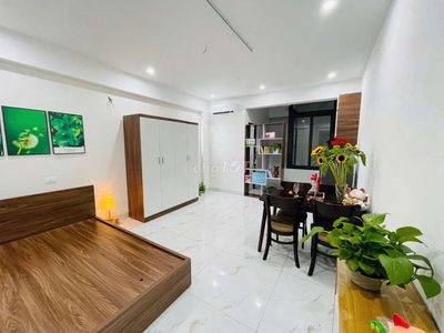 Căn Hộ Rộng 33m2 - Nhà Mới, An Ninh, Có Thang Máy - Gần Phan Xích Long