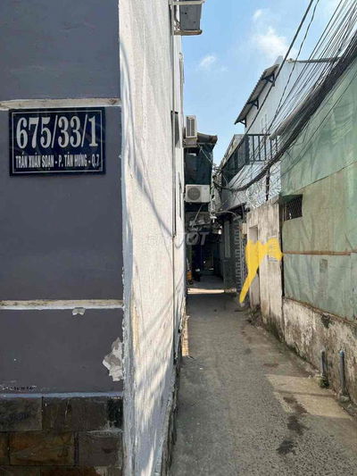 cần bán miếng đất trống ở hẻm 675 Trần Xuân Soạn