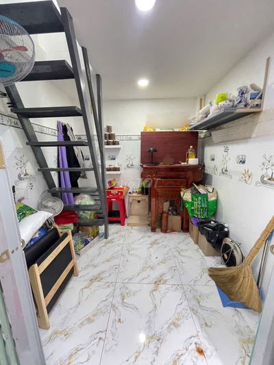 Nhà nhỏ xinh có SHR dt5,4m2 đúc 2 lầu 2pn Tân Hòa Đông Q6