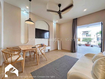 Căn Hộ 2 Phòng Ngủ Mới 100% Quận 10 Full Nội Thất