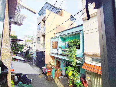 NHÀ HXH THÔNG Q6 - 2 TẦNG KIÊN CỐ MỚI KENG VÀO Ở NGAY