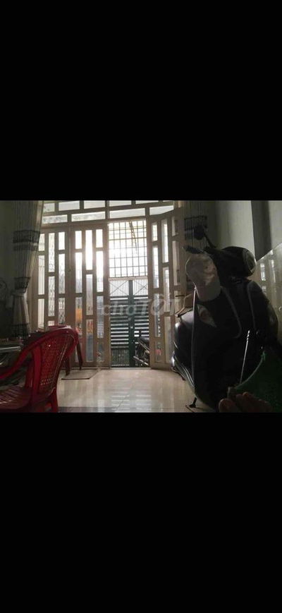 cho nữ thuê không cho nam