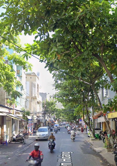 Mặt tiền Nguyễn Hoàng Trung tâm Đà Nẵng