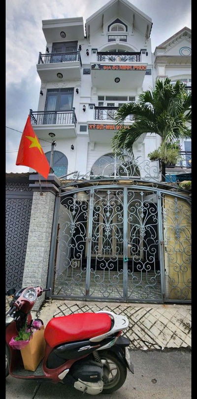 Cho thuê nhà măt hẻm tl 42 giá 10tr