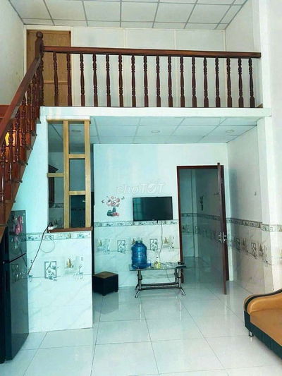 NHÀ TRỆT LỬNG VÀO Ở NGAY, 4M X 10M, 2PN,SHR, HBG, SÁT CHỢ NHỎ TÂN HIỆP