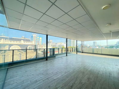 Văn phòng sát Hồ Con Rùa, Quận 1! Diện tích 100m2, từ 30 triệu/tháng.