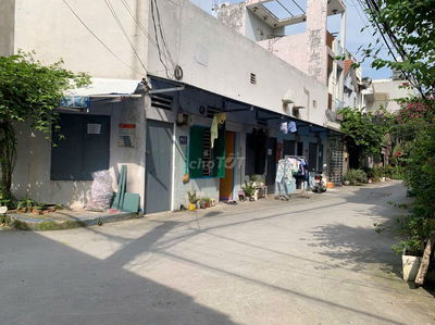 Cho thuê nhà trọ, cách quốc lộ 13 là 500m