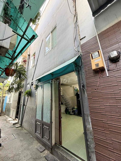 nhà sổ riêng đường D9 2 lầu